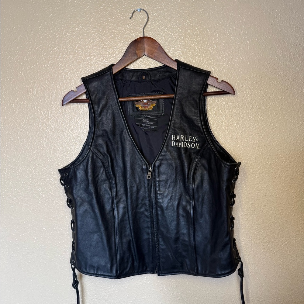 L Harley-Davidson Women’s Ride Free Black Leather Vest
